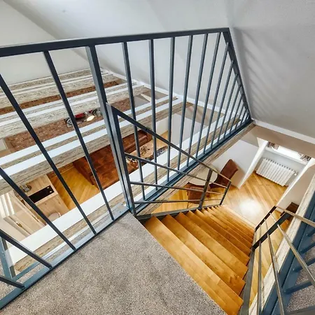 Aparthotel Aapartamentoos Bratislava