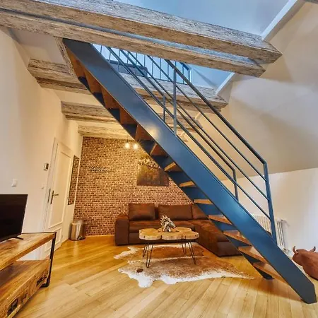 Apart-hotel Aapartamentoos 4*