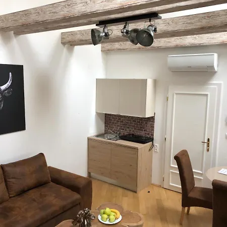 Aapartamentoos Apart-hotel Bratislava